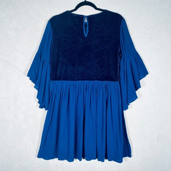 Umgee Dress Womens M Blue Velvet Floral Embroidered Smocked Mini - Picture 5 of 12
